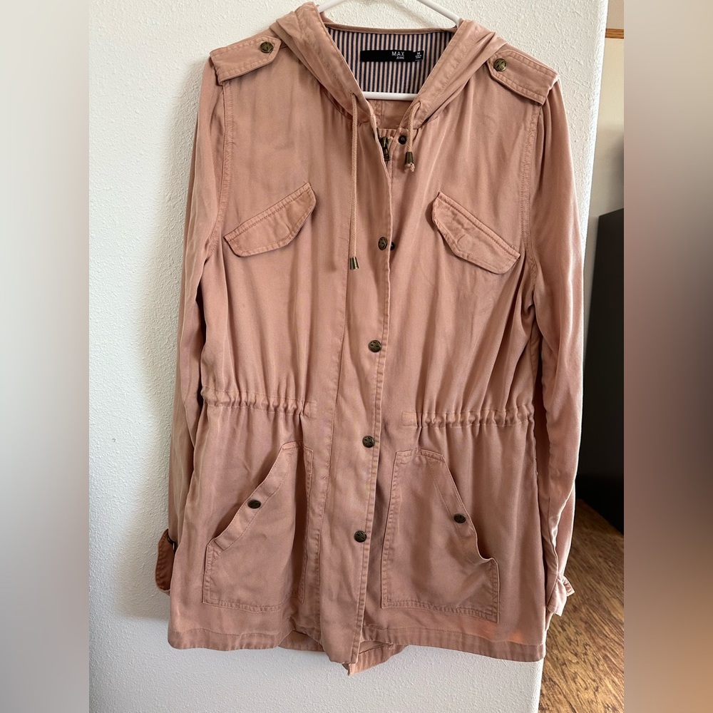MAX Jeans long, lightweight, dusty pink jacket, size medium.